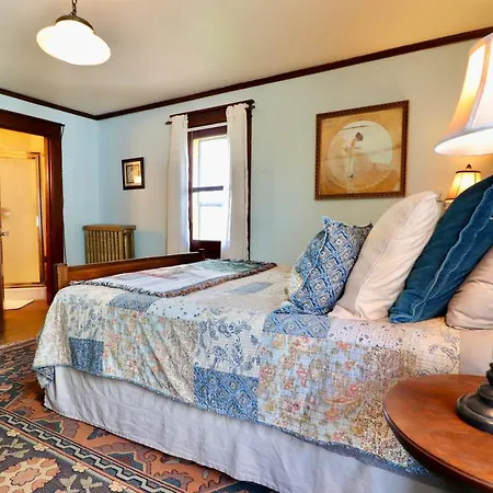 The Marshall House-3
